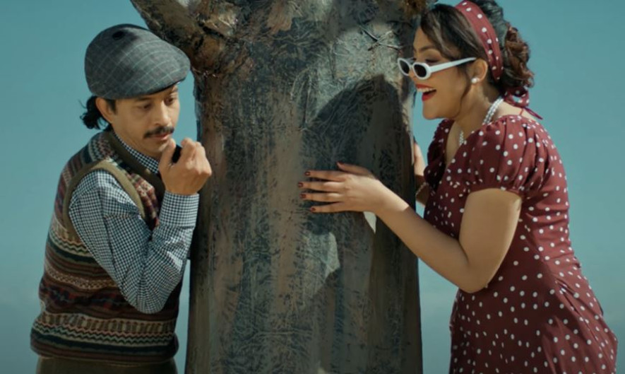 ‘फेरि रेशम फिलिली’ को ट्रेलरमा अमेरिकन भिषाको सेरोफेरो(भिडिओ)