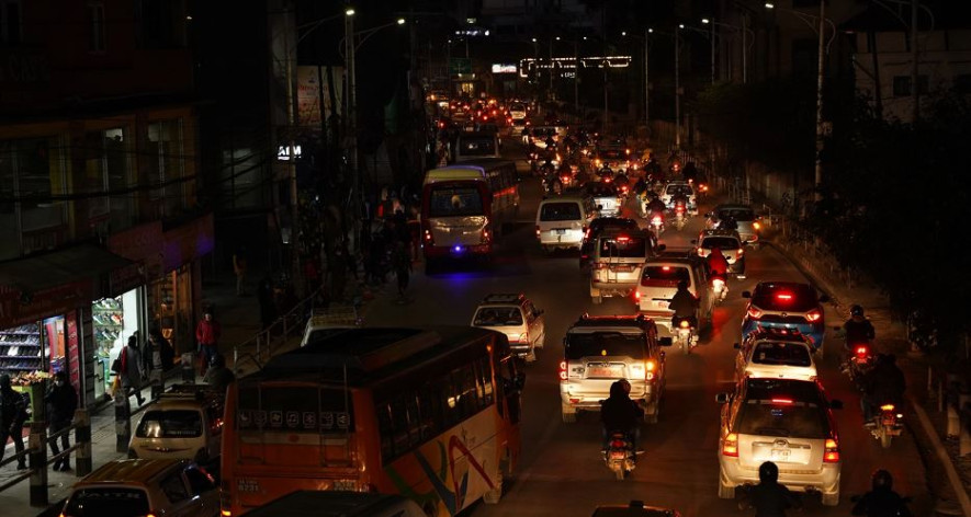 साँझ ७ बजे पछि मात्रै सवारी चलाउन पाइने