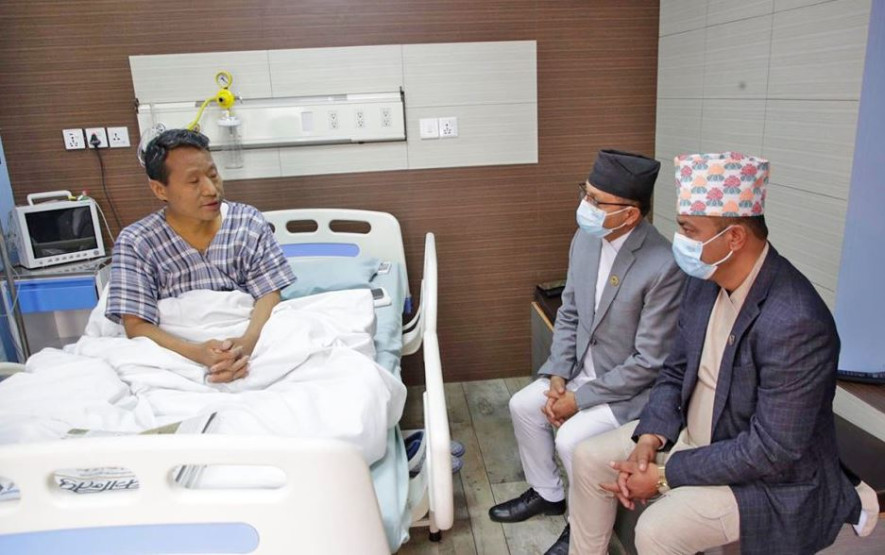 स्वास्थ्यमा सुधार देखिएपछि वर्षमान पुन डिस्चार्ज