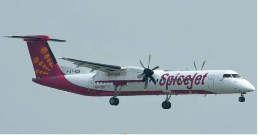 विमानमा क्याबिन क्रु सदस्यसँग दुर्व्यवहार गरेको आरोपमा यात्रु पक्राउ