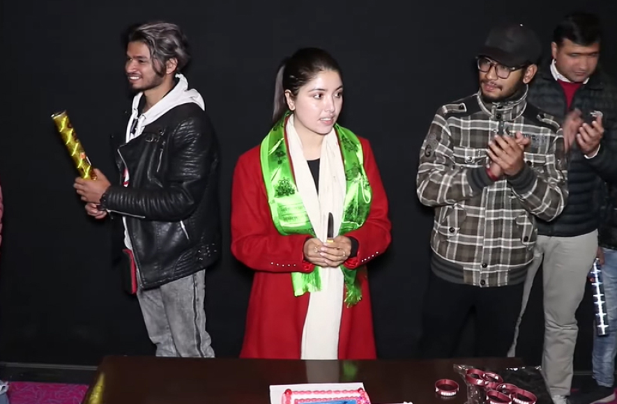 बलिउड फिल्म ‘पठान’को क्रेज नेपालमा समेत