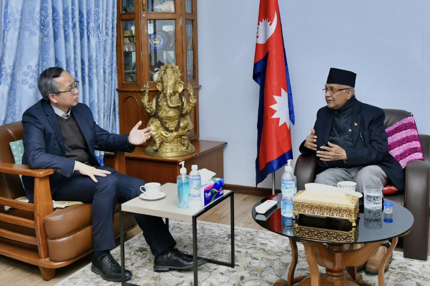 प्रचण्ड र ओलीको भेटलगत्तै चिनियाँ राजदूत बालकोटमा