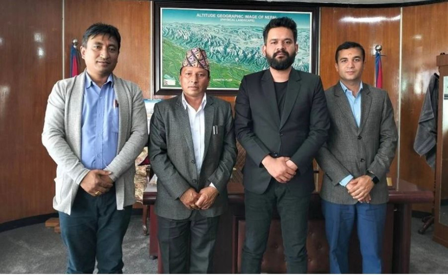 बालेन र चिरिबाबु बज्रयोगिनी माईको मूल जात्रा हेर्न साँखु जाने