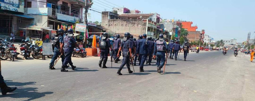 रौतहटमा गरुडा प्रहरी र प्रदर्शनकारीबीच झडप