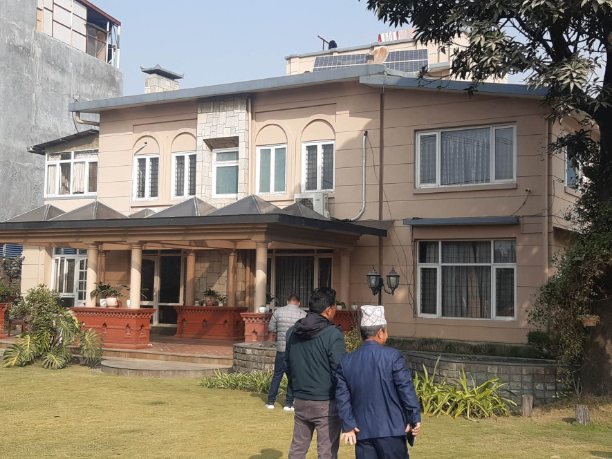 सभापति देउवा निवास धुम्बाराहीमा कांग्रेस पदाधिकारी बैठक जारी