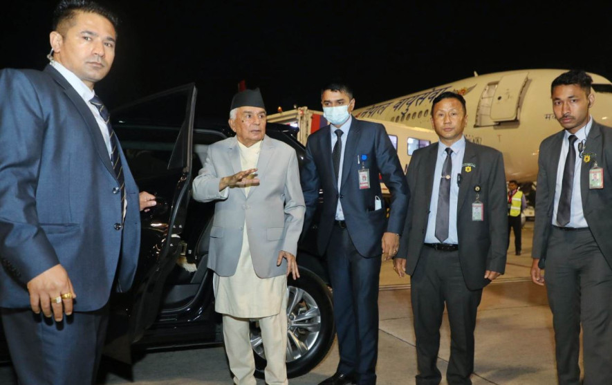 राष्ट्रपति रामचन्द्र पौडेल स्वास्थ्योपचारपछि स्वदेश फर्किए
