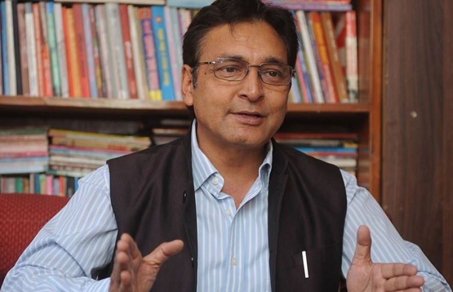 सम्पर्कविहीन भएपछि टोपबहादुरको घरमा प्रहरीको छापा