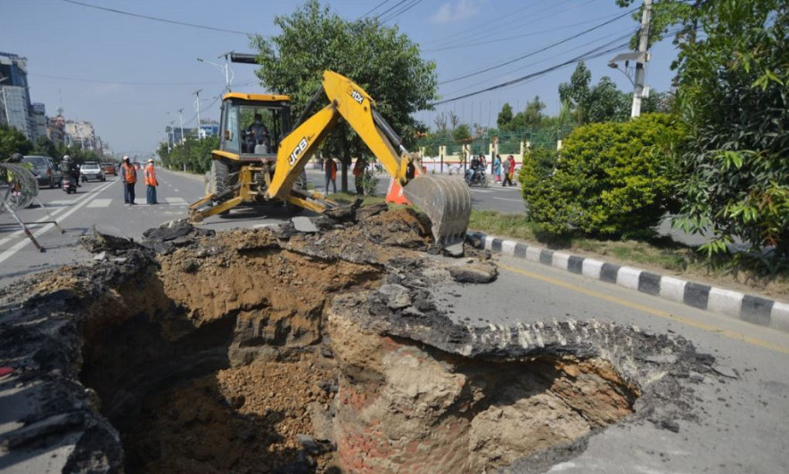 भोलिदेखि तीन महिना सडक खन्न नपाइने