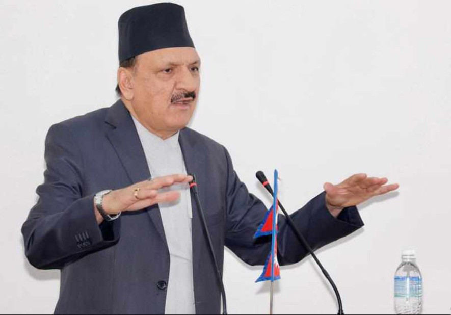 बैंक तथा वित्तिय संस्थाहरुले छिट्टै ब्याजदर घटाउने छन् -अर्थमन्त्री महत