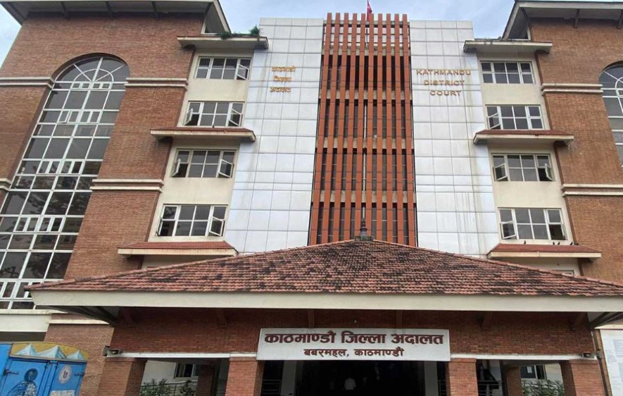 लामिछानेविरुद्धको मुद्दामा पीडित किशोरीको  उमेर स्पष्ट हुने थप कागजात झिकाउने आदेश