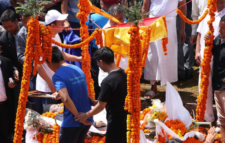 राजकीय सम्मानसहित नेम्वाङको अन्त्येष्टि