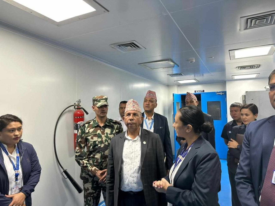 पशुपन्छी विकास तर्फका कार्यालयको मन्त्री भुसालले गरे छड्के अनुगमन