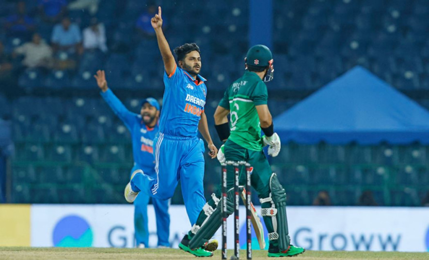 एकदिवसीय विश्वकप : भारत ८, पाकिस्तान ०