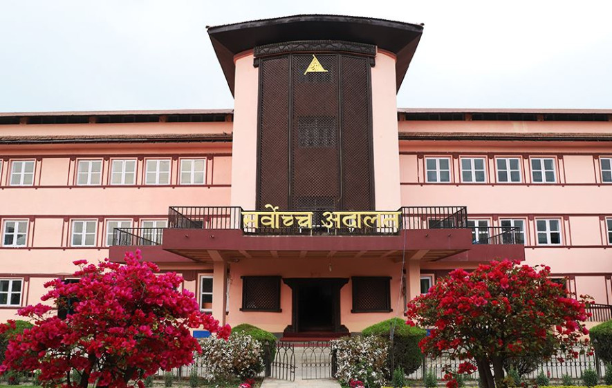 टिकटकमाथि बन्देज लगाउने सरकारको  निर्णयविरुद्ध  परेकाे रिट हेर्न नभ्याइनेमा