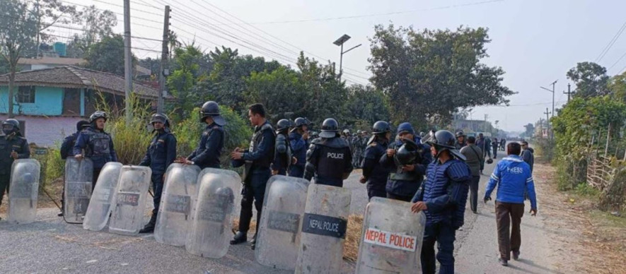 सर्लाहीको बरहथवामा फेरि तनाव, प्रहरी कार्यालय र मेयरको घरमा ढुंगामुढा