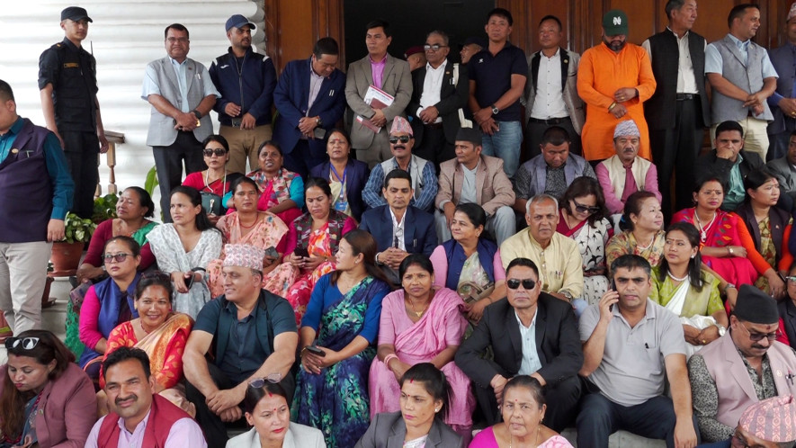 अनुदान कटौती सच्याउन सरकारलाई अल्टिमेटम  