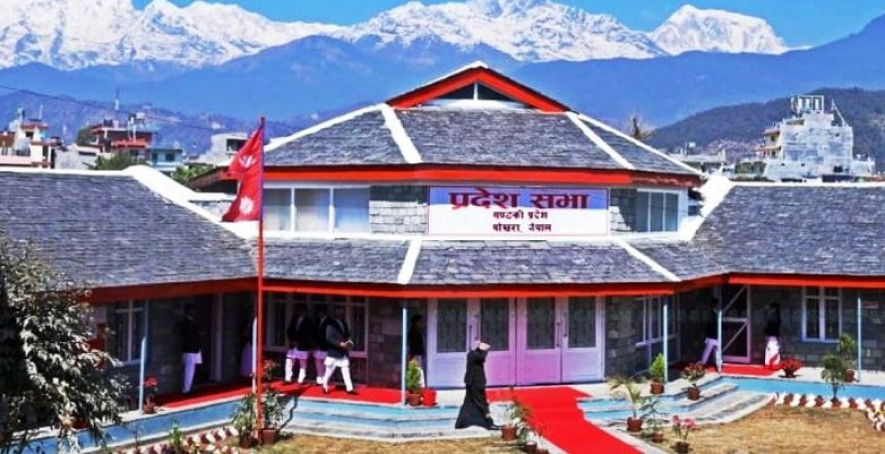 अर्थमन्त्री गुरुङले माफी मागेपछि सुरु भयो गण्डकी संसद् बैठक
