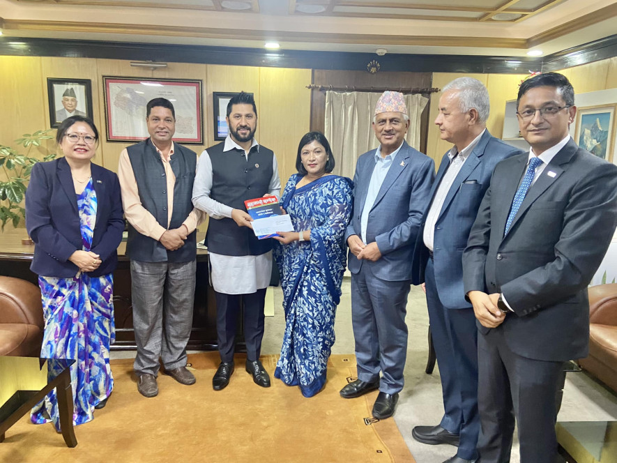 सहकारी क्षेत्रमा असुरक्षा बढेको गुनासो, गृहमन्त्रीलाई ध्यानाकर्षण गराइयो