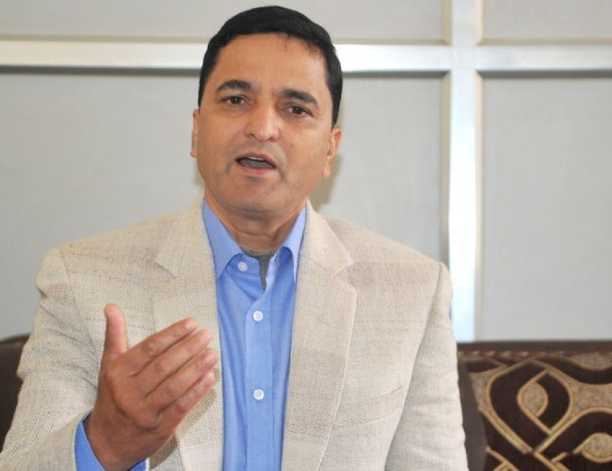 कांग्रेस–एमाले सत्ता सहकार्यलाई साथ दिँदानै प्रधानमन्त्री  दाहालकाे हित हुन्छ :पूर्वमन्त्री योगेशकुमार भट्टराई