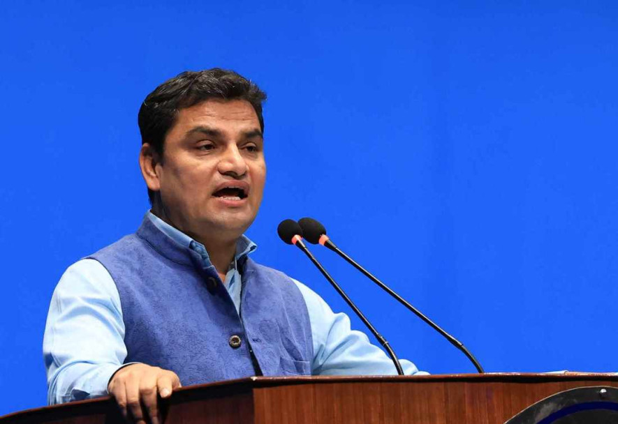 डेंगु रोकथामका लागि स्वास्थ्यमन्त्री पौडेलले बाेलाए काठमाडौंका मेयरहरूकाे बैठक