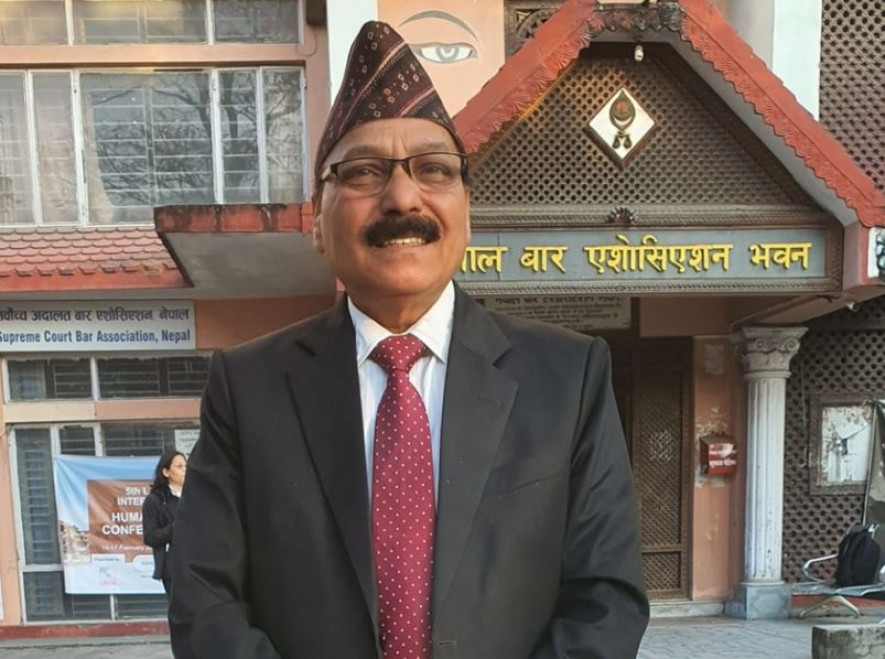 वरिष्ठ अधिवक्ता त्रिपाठीविरूद्ध अदालतको अवहेलना मुद्दा दायर