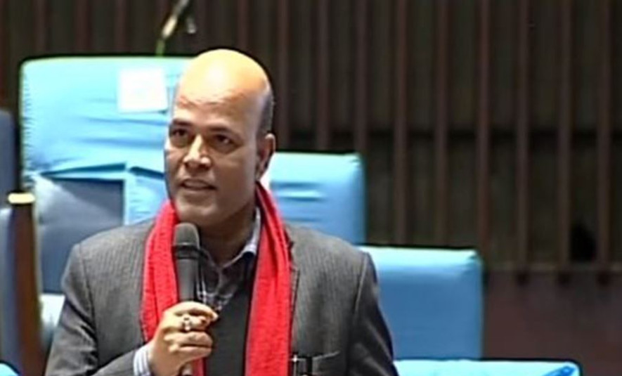 बालेनलाई सांसद सिंहको चुनौती -हिम्मत भए संसद भवन भत्काएर देखाऊ