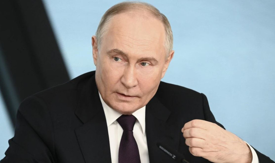 पुटिनले छोटो अवधिका लागि गरे युक्रेनमा युद्धविराम घोषणा