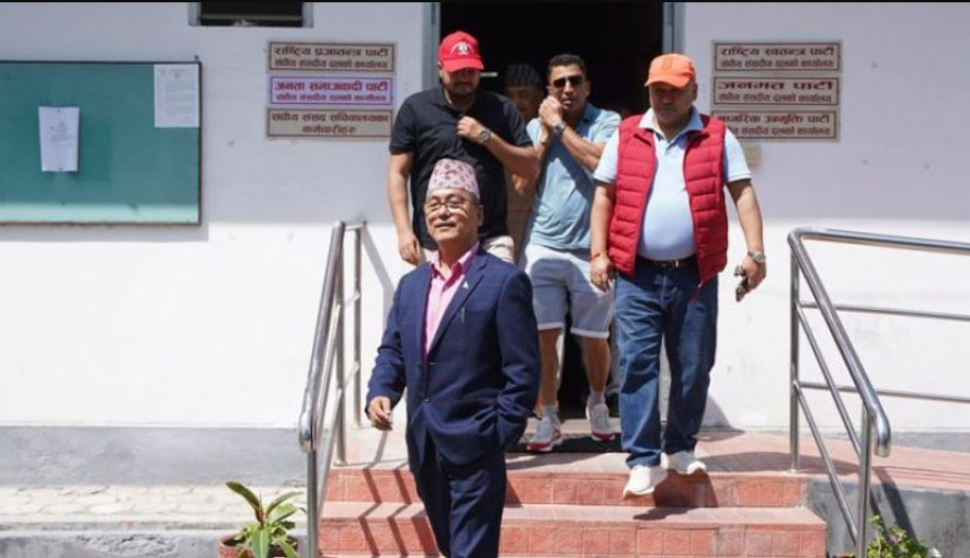 राजेन्द्र लिङ्देन सिंहदरबारबाट प्रहरी नियन्त्रणमा