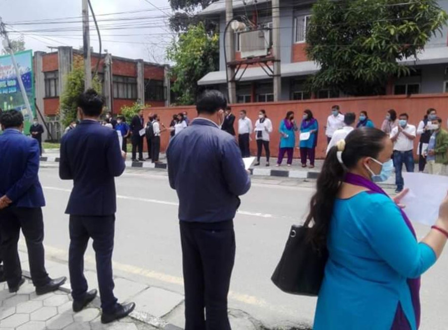 राजपत्र अनंकित कर्मचारीले गरे आन्दोलनको घोषणा