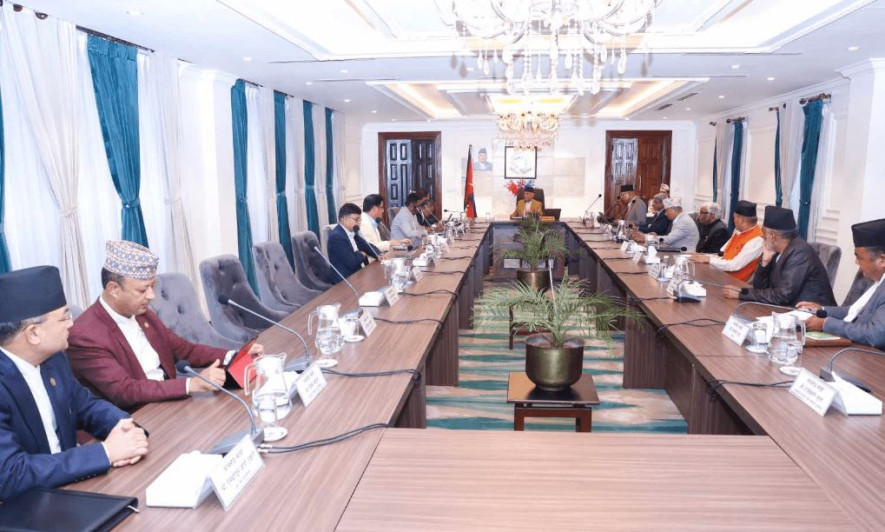 तीनकुने घटनामा मृत्यु भएकाको परिवारलाई दश लाख रुपैयाँ दिने लगायत ‘क्याबिनेट’ ले गर्‍यो यी १९ निर्णय