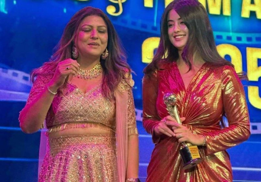 नीति सर्वश्रेष्ठ डेब्यु अभिनेत्री घोषित