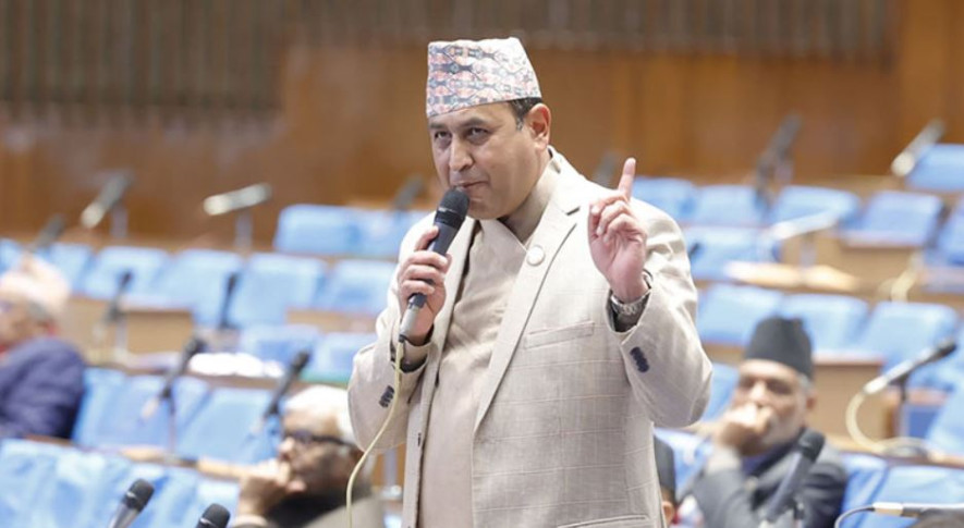 राष्ट्रबैंकको गभर्नर चाँडो नियुक्त गर्न सांसद खतिवडाको माग