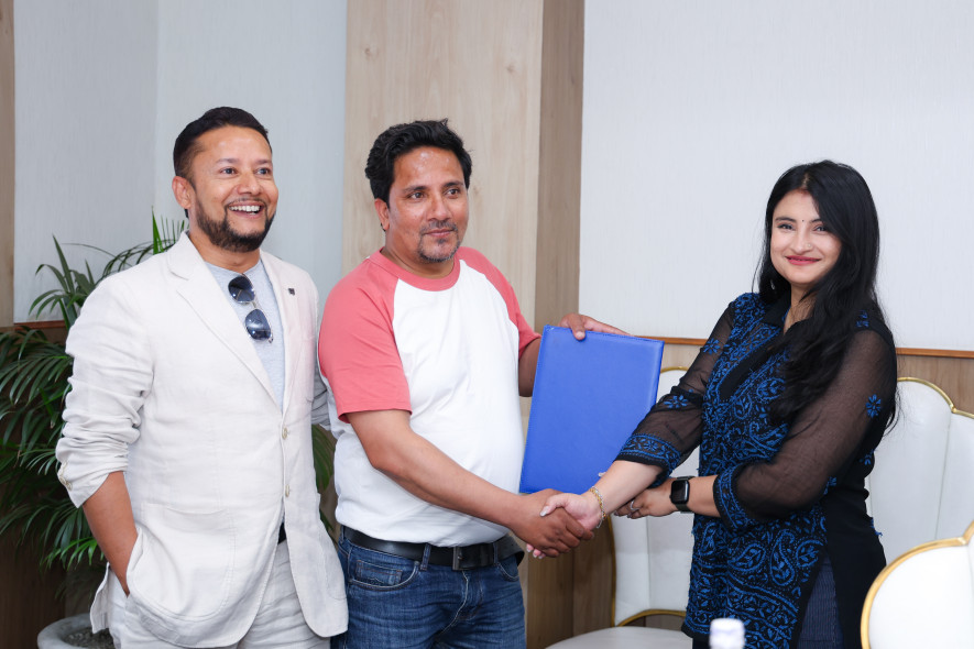 ‘कमेडी दरबार इन अमेरिका’का लागि ‘कमेडी दरबार’ र आर्यन फिल्मस्ले गरे सम्झौता