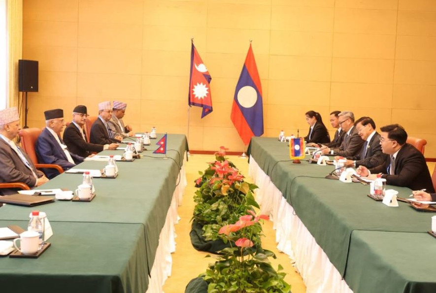 प्रधानमन्त्री ओली र लाओसका राष्ट्रपति सिसौलिथबीच भेटवार्ता
